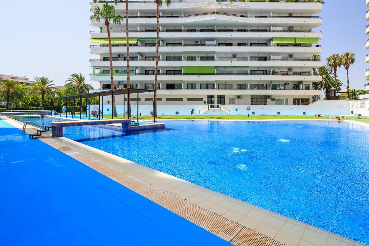 Uhc Montecarlo Apartments S104-018 サロウ エクステリア 写真