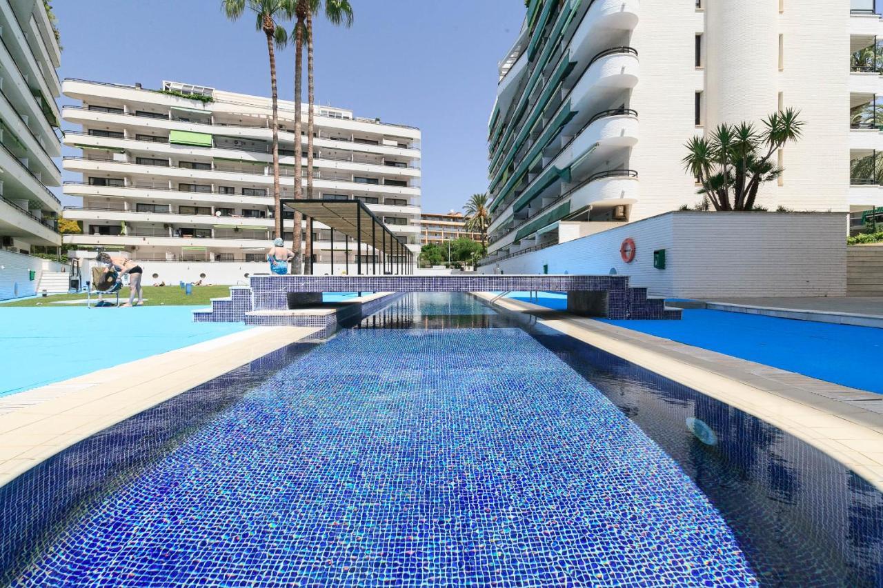 Uhc Montecarlo Apartments S104-018 サロウ エクステリア 写真