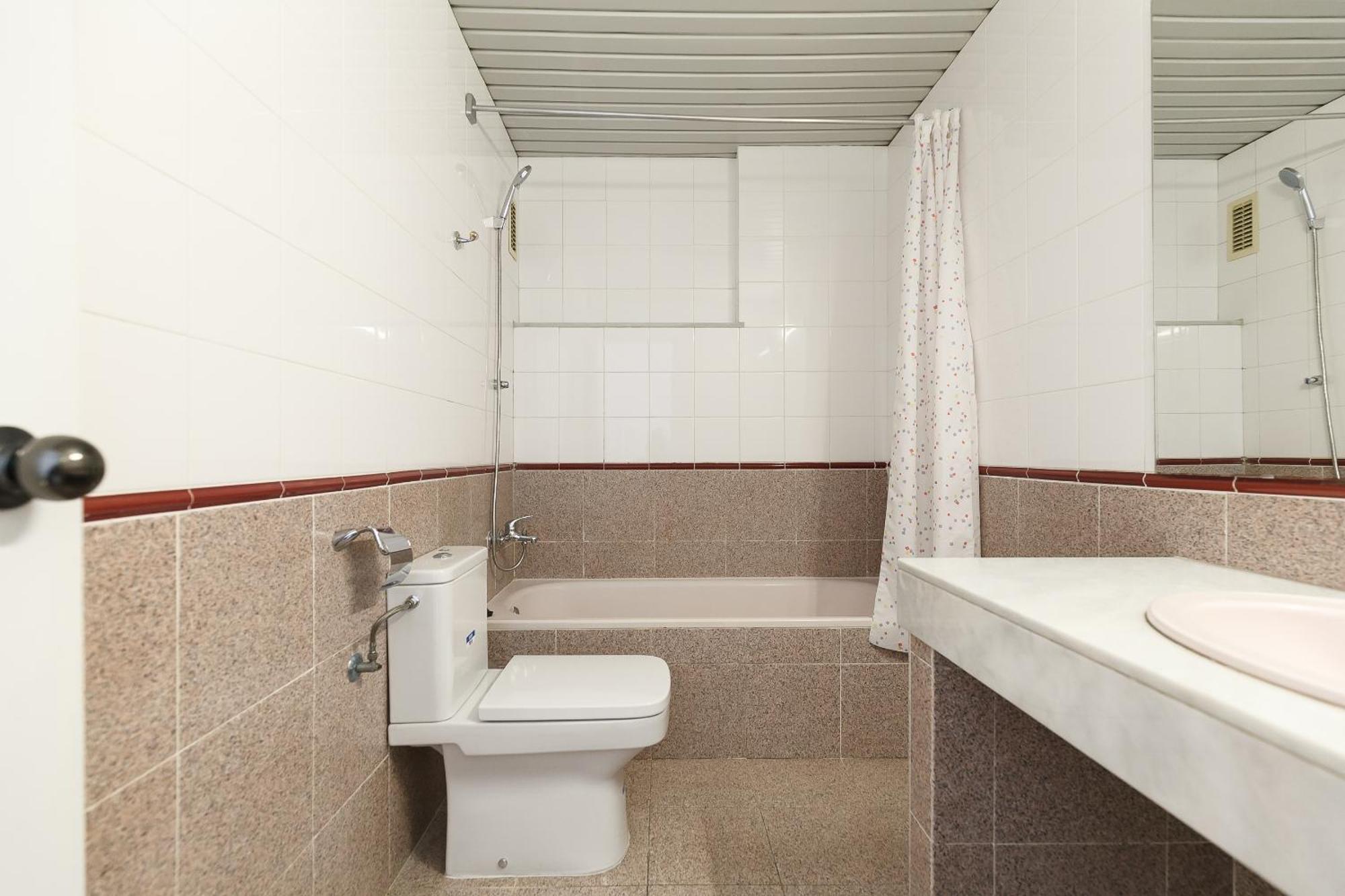 Uhc Montecarlo Apartments S104-018 サロウ エクステリア 写真